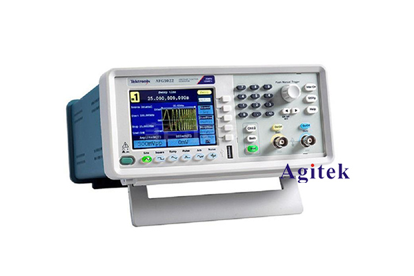 Tektronix泰克AFG1022U任意波形函數(shù)信號發(fā)生器(圖2)
