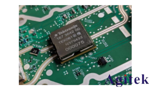 泰克 4、5 和 6 系 列示波器提高垂直分辨率改善測量精度(圖5)